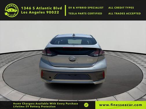 2020 Hyundai IONIQ Plug-In Hybrid SE