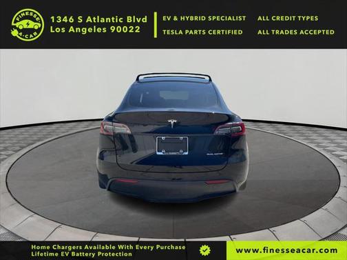 2022 Tesla Model Y Long Range Dual Motor All-Wheel Drive