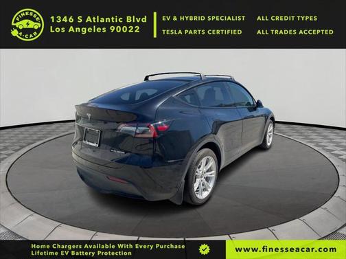 2022 Tesla Model Y Long Range Dual Motor All-Wheel Drive