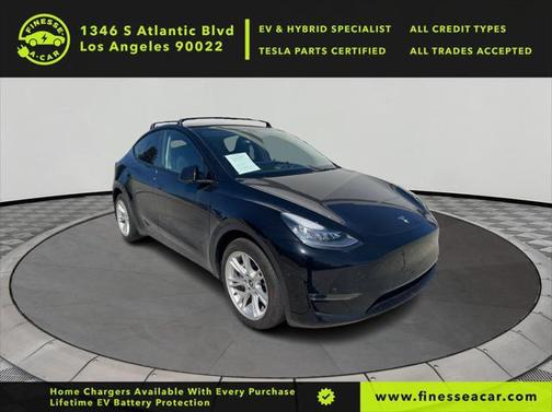 2022 Tesla Model Y Long Range Dual Motor All-Wheel Drive