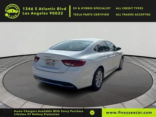 2016 Chrysler 200 Limited