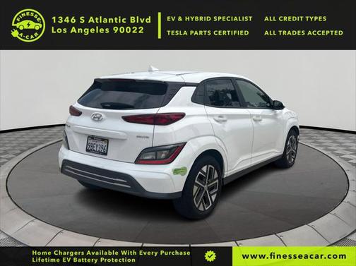 2022 Hyundai KONA EV SEL