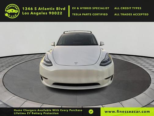2022 Tesla Model Y Long Range Dual Motor All-Wheel Drive
