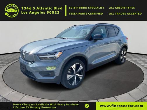 2021 Volvo XC40 Recharge Pure Electric P8