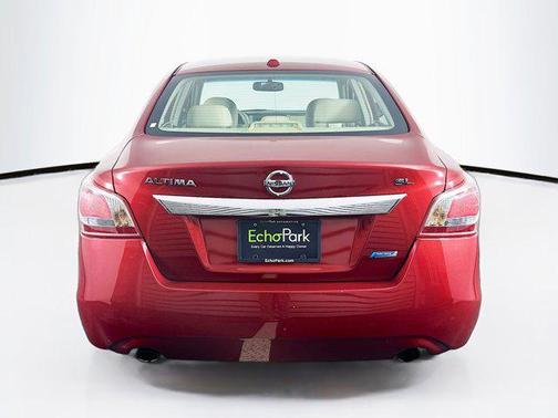 Cayenne Red Metallic 2013 Nissan Altima 2.5 SL