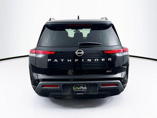 2024 Nissan Pathfinder SV FWD