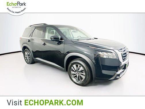 2024 Nissan Pathfinder SV FWD
