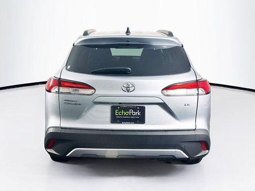 2025 Toyota Corolla Cross LE