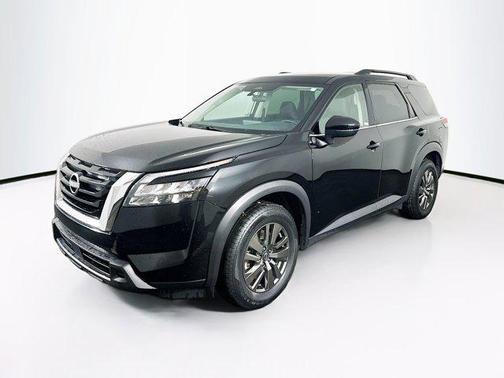 2024 Nissan Pathfinder SV FWD