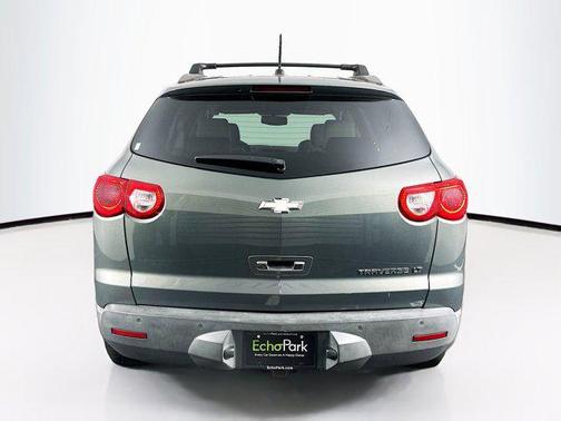 2011 Chevrolet Traverse 2LT