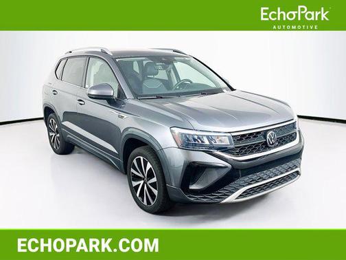 Platinum Gray Metallic 2023 Volkswagen Taos 1.5T SE