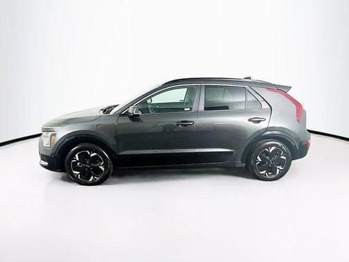 Graphite Gray 2024 Kia Niro EV Wind