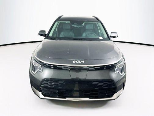 Graphite Gray 2024 Kia Niro EV Wind