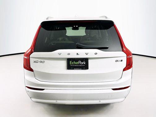 2023 Volvo XC90 B5 Core