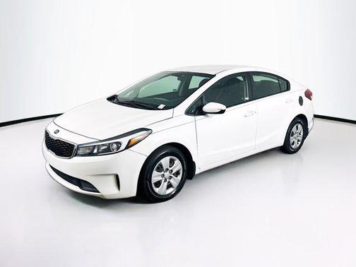 Clear White 2017 Kia Forte LX