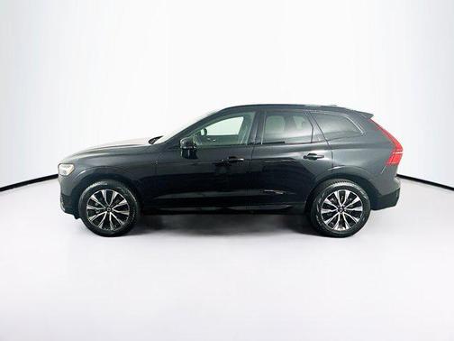 2025 Volvo XC60 Core