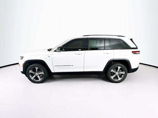 2022 Jeep Grand Cherokee 4xe Base