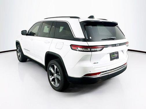 2022 Jeep Grand Cherokee 4xe Base