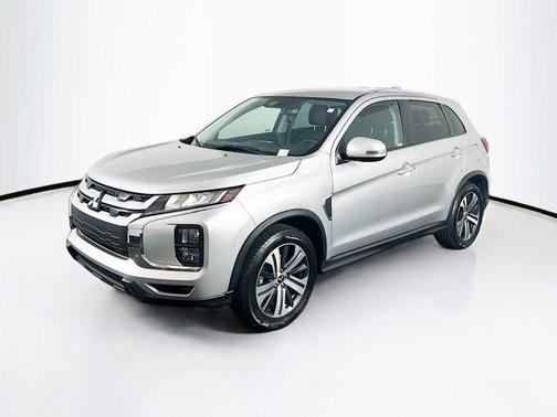 2024 Mitsubishi Outlander Sport SE