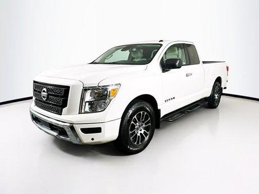 2021 Nissan Titan SV