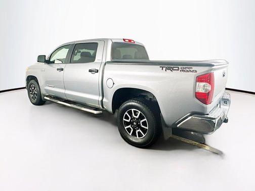 2015 Toyota Tundra SR5