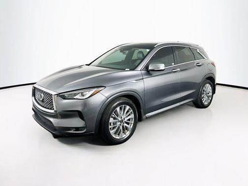 2023 INFINITI QX50 LUXE