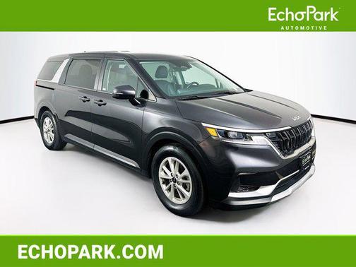 2024 Kia Carnival LX