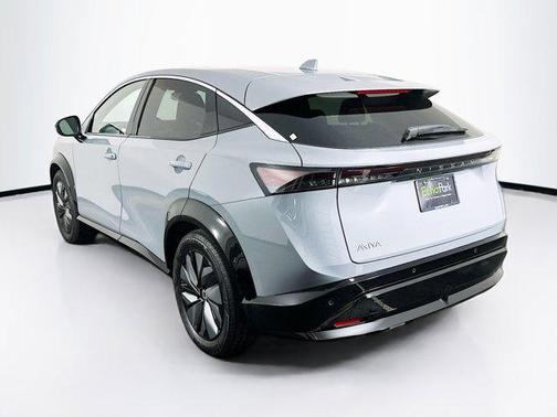 Boulder Gray Pearl 2025 Nissan ARIYA ENGAGE