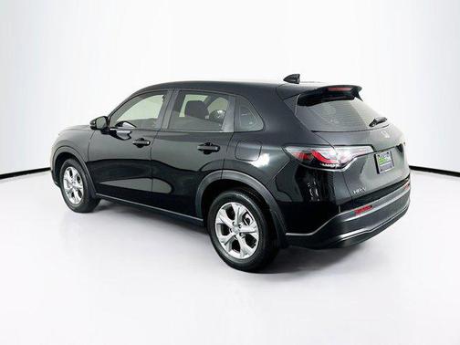 Crystal Black Pearl 2024 Honda HR-V LX