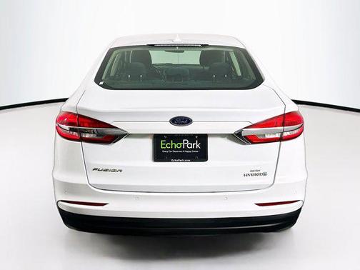 2019 Ford Fusion Hybrid SE