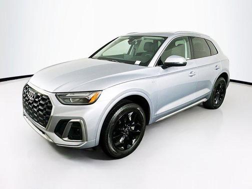 2023 Audi Q5 45 S line Premium Plus