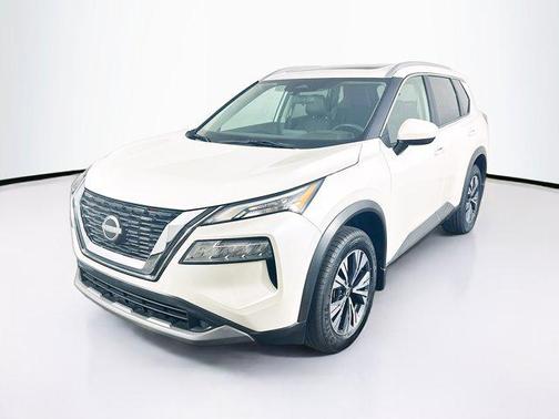Pearl White Tricoat 2023 Nissan Rogue SV