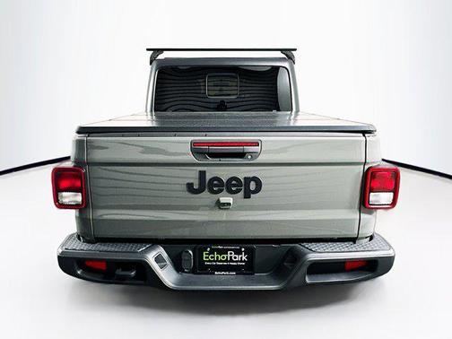 2023 Jeep Gladiator Willys 4x4