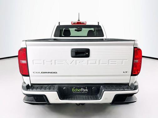 Summit White 2022 Chevrolet Colorado LT
