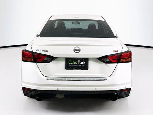 2023 Nissan Altima SR FWD
