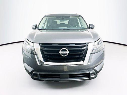 2024 Nissan Pathfinder SV FWD