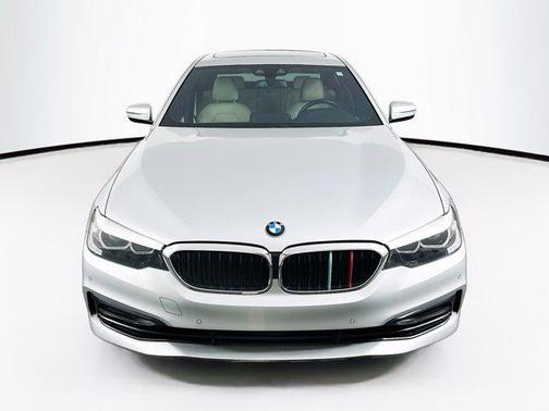 2020 BMW 530 530i