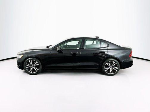 2024 Volvo S60 B5 Core Dark Theme