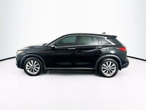 2022 INFINITI QX50 LUXE