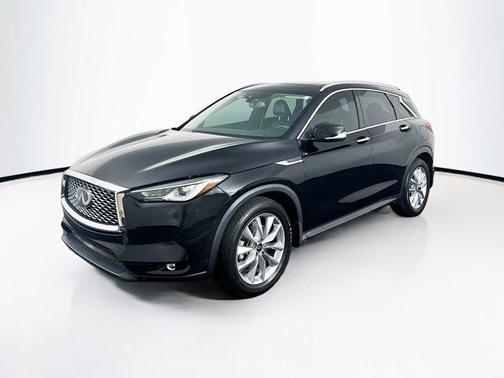 2022 INFINITI QX50 LUXE