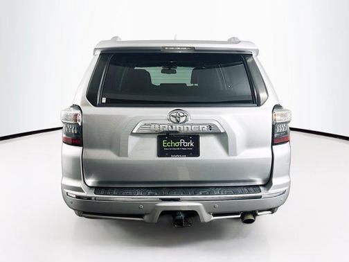 Classic Silver Metallic 2017 Toyota 4Runner Limited
