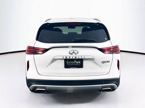 2022 INFINITI QX50 LUXE