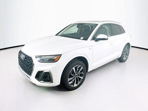 2024 Audi Q5 45 S line Premium Plus