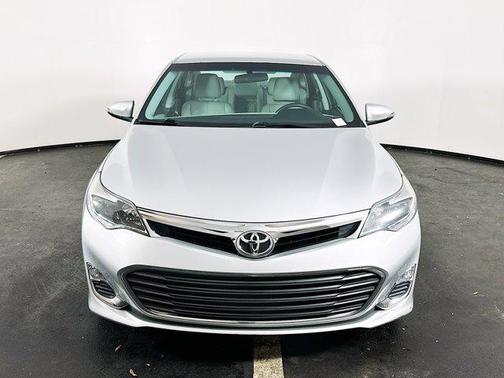 2013 Toyota Avalon XLE