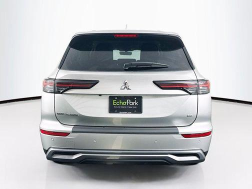 2025 Mitsubishi Outlander SE 2.5 2WD