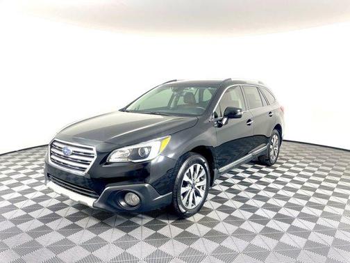 Photo 3 of 38 of 2017 Subaru Outback 3.6R Touring