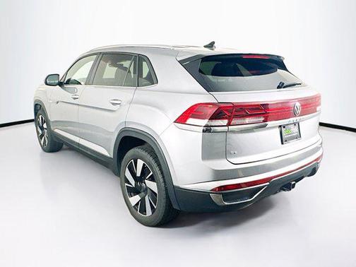 2024 Volkswagen Atlas Cross Sport 2.0T SE w/Technology 4MOTION