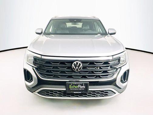 2024 Volkswagen Atlas Cross Sport 2.0T SE w/Technology 4MOTION