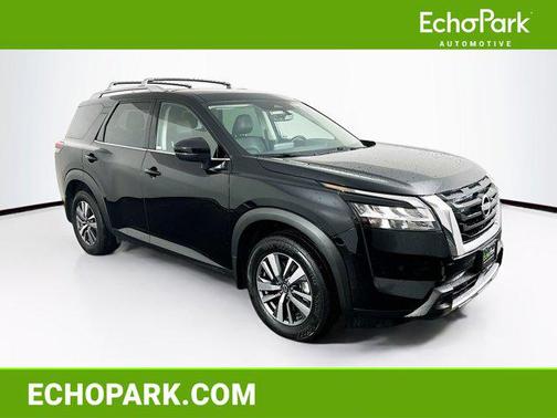 2024 Nissan Pathfinder SL FWD