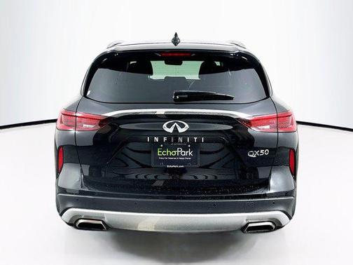 2023 INFINITI QX50 LUXE